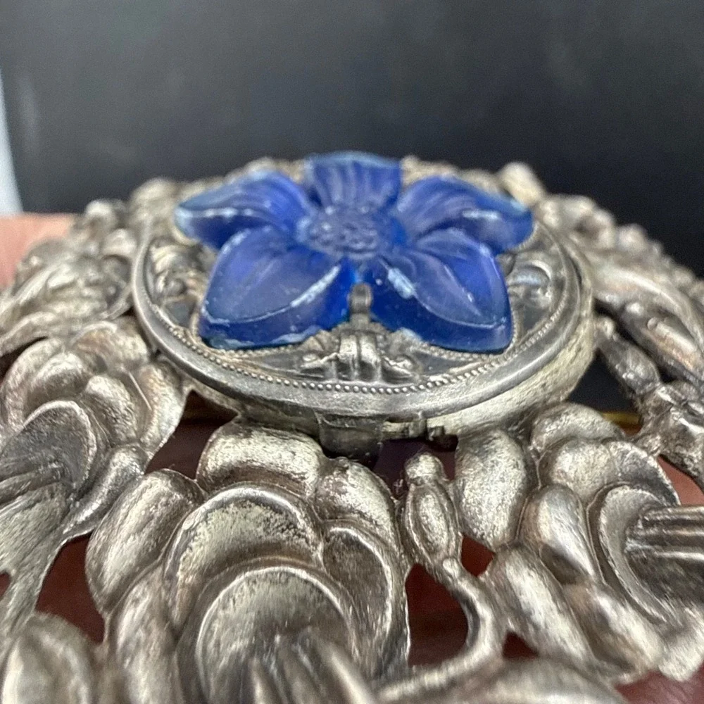 Vintage Pot Metal Silver Tone Brooch Acrylic Blue Flower